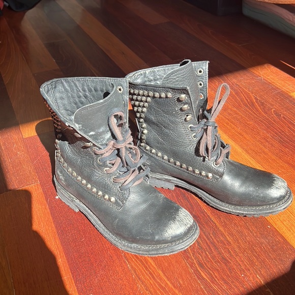 Ash studded black leather combat boots size 38.5 - Picture 2 of 5